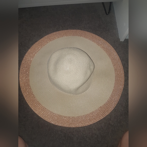 mooloola hat